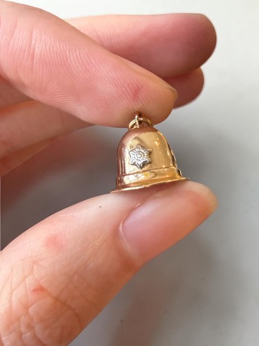 9ct gold policeman hat charm - 9ct,